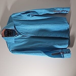 CIELO, mens contrast cuffs colar. Lots of detail medium slip fit.